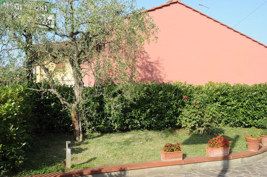 Marinetta Bed&Breakfast Signa Exteriör bild